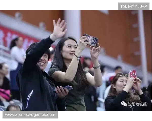 往届赛事经典瞬间回顾，观众期待新纪录诞生