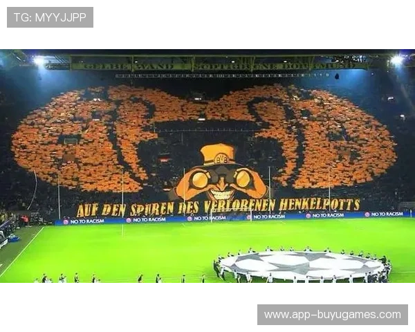 王子公园球场之夜：巴黎球迷巨型TIFO致敬欧冠卫冕冠军